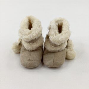 9-12-months - Tan Fluffy Baby Boots - Size 4 - As New Condition